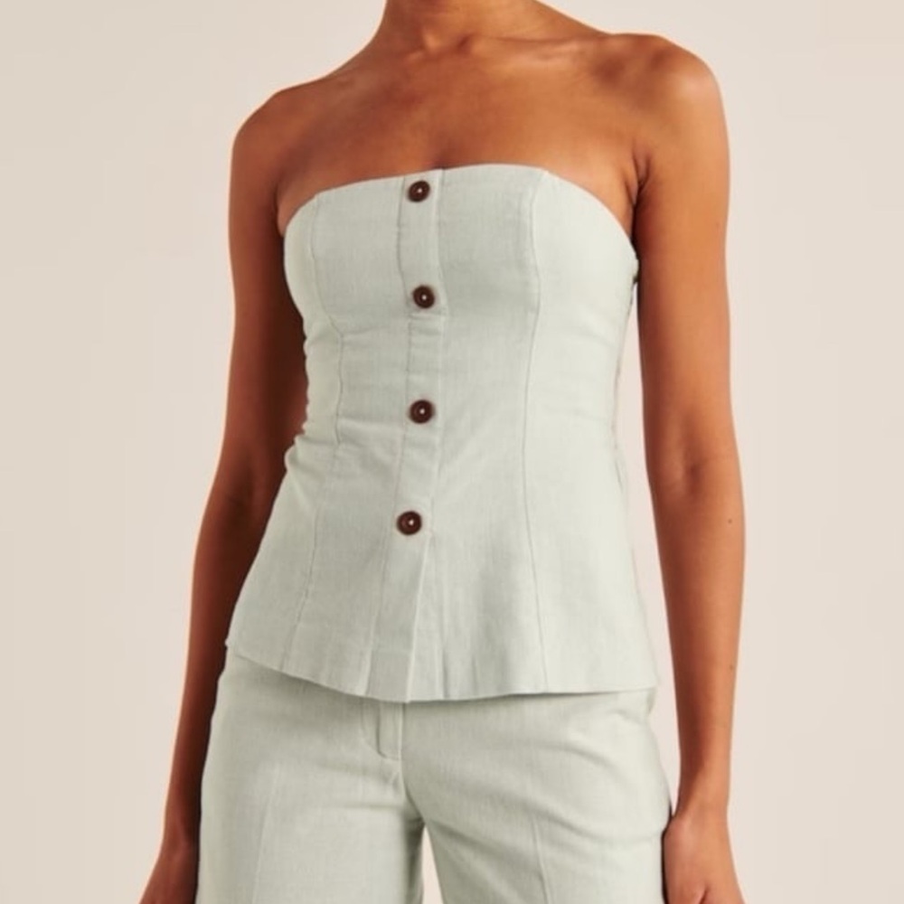 Abercrombie & Fitch NWT Linen Blend Tube Top with Buttons